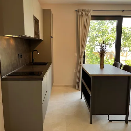 Loza Blue, Island Appartement