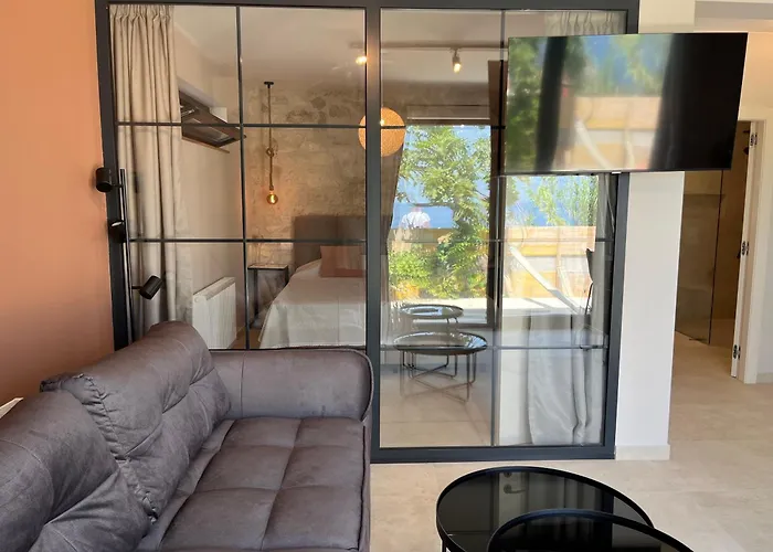 Loza Blue, Island Premuda