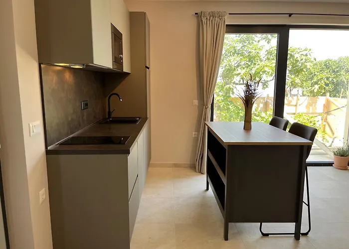 Loza Blue, Island Appartement