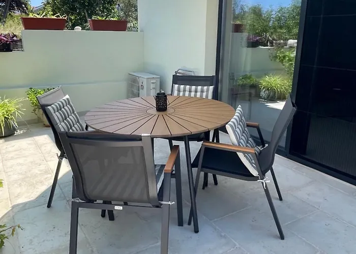 Loza Blue, Island Appartement